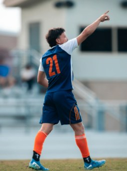 Calling for the ball